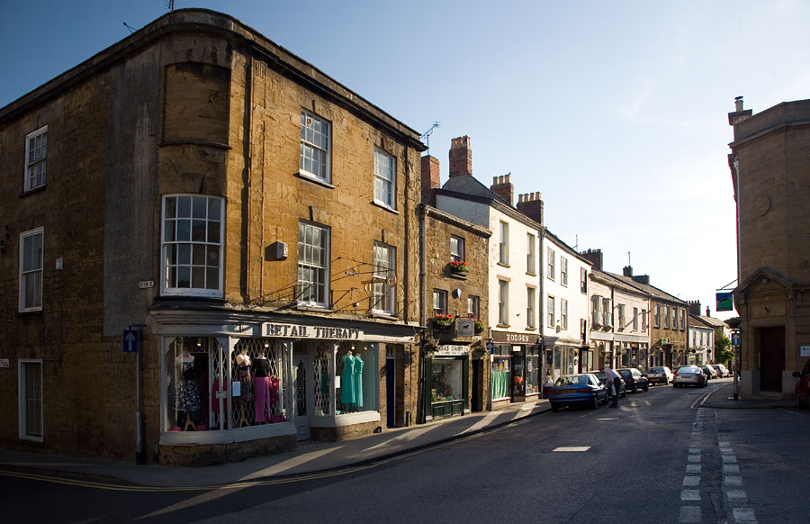 Ilminster Highstreet Somerset Guide Photos